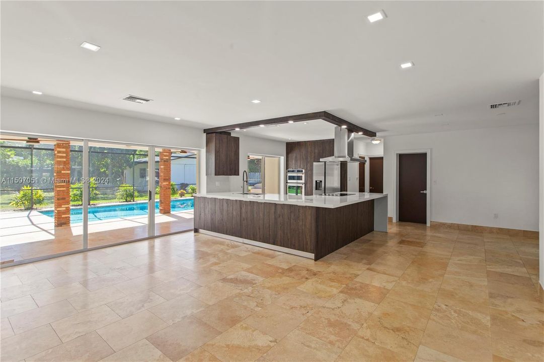 Recently Sold: $1,499,000 (3 beds, 2 baths, 2148 Square Feet)