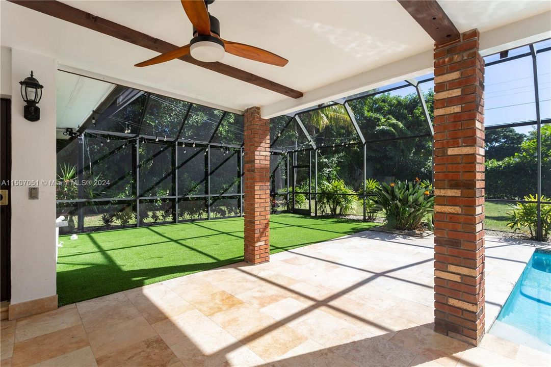 Recently Sold: $1,499,000 (3 beds, 2 baths, 2148 Square Feet)