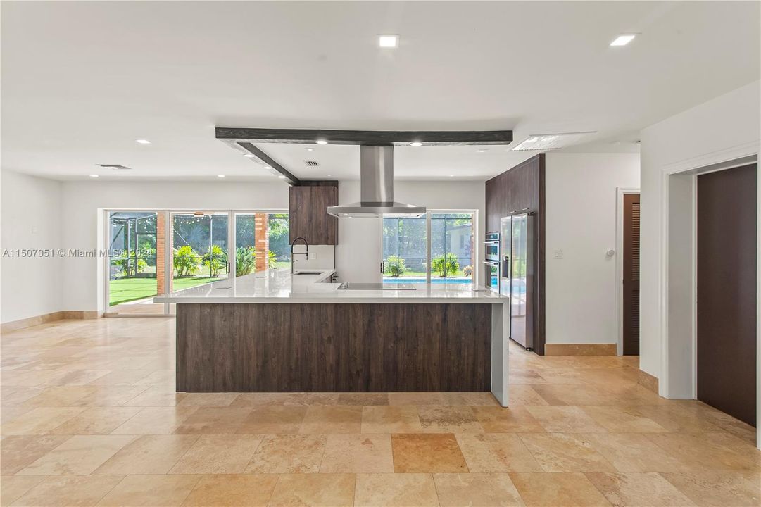 Recently Sold: $1,499,000 (3 beds, 2 baths, 2148 Square Feet)