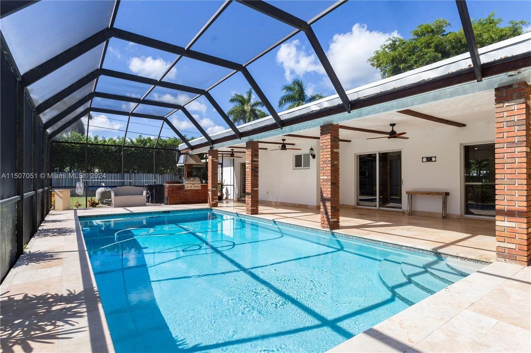 Recently Sold: $1,499,000 (3 beds, 2 baths, 2148 Square Feet)