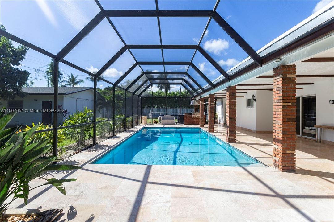 Recently Sold: $1,499,000 (3 beds, 2 baths, 2148 Square Feet)