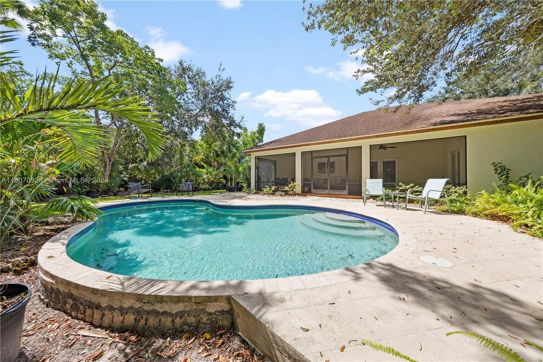 3/2 POOL HOME FOR LEASE TURNKEY