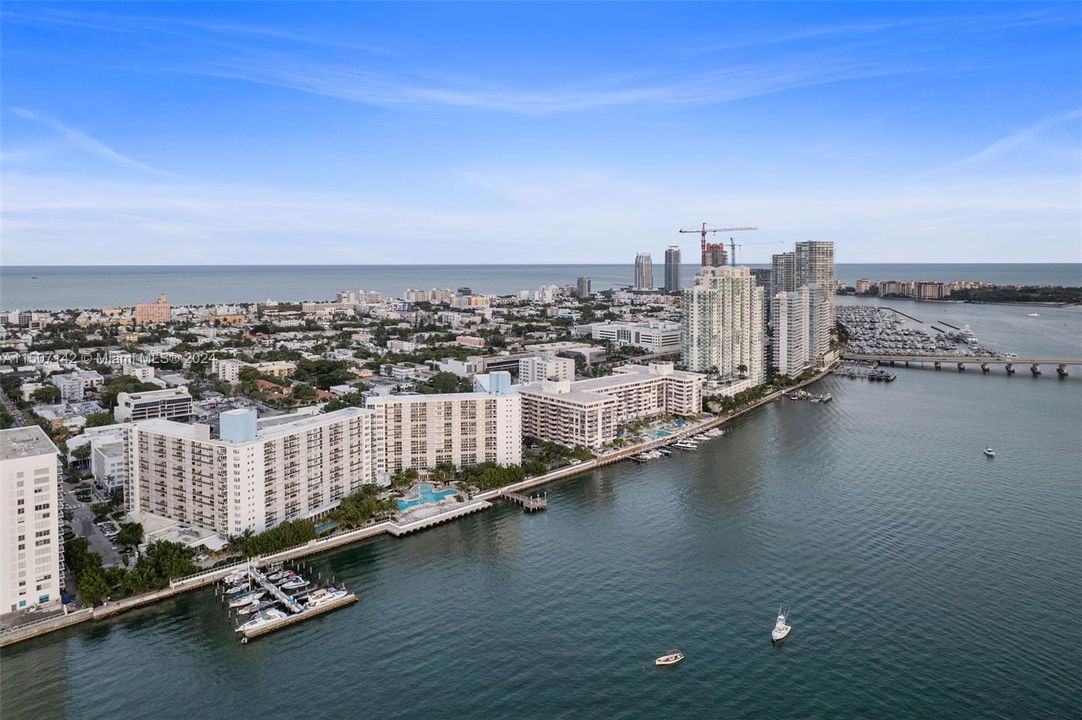 Recently Rented: $3,450 (1 beds, 1 baths, 576 Square Feet)