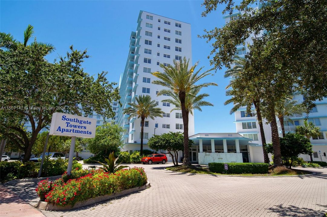 Recently Rented: $3,450 (1 beds, 1 baths, 576 Square Feet)