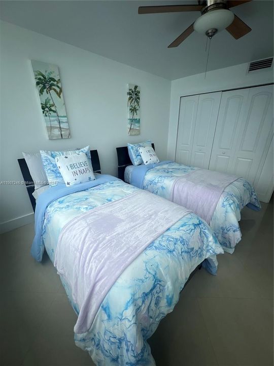 Recently Sold: $849,000 (2 beds, 2 baths, 1455 Square Feet)