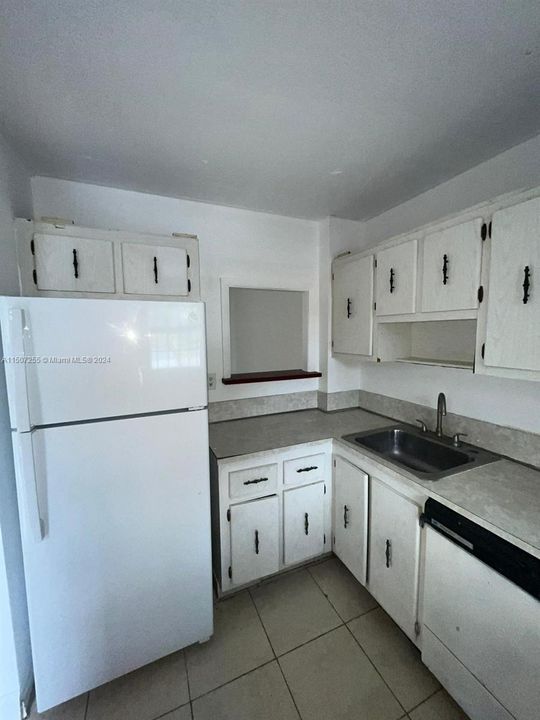 For Sale: $170,770 (1 beds, 1 baths, 625 Square Feet)