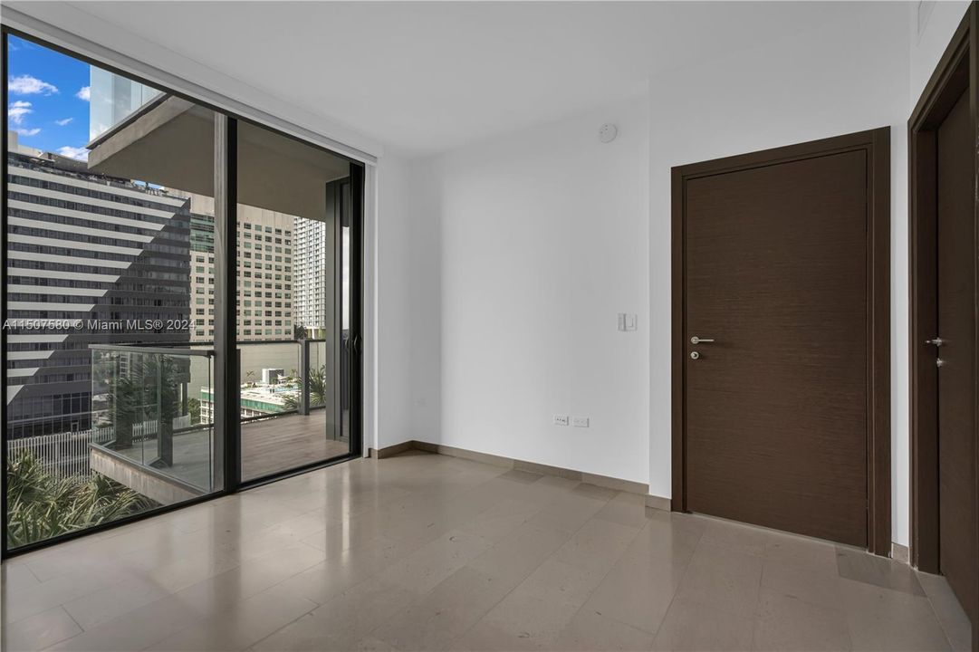 最近租的: $9,500 (3 贝兹, 3 浴室, 2116 平方英尺)