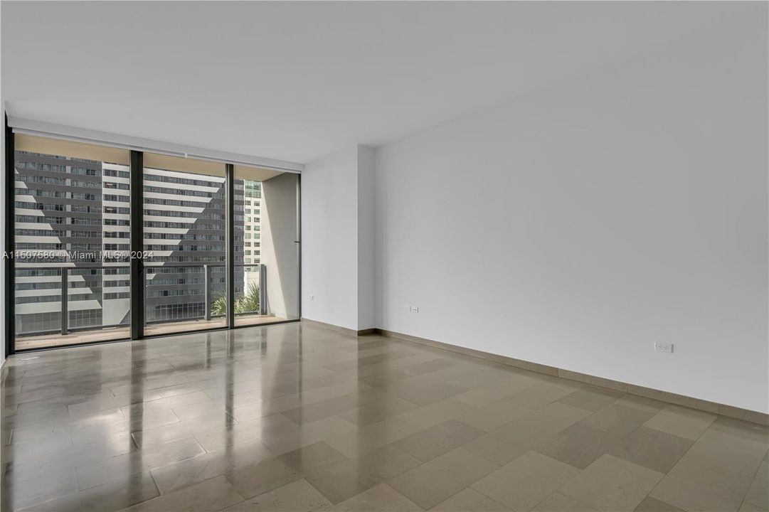 最近租的: $9,500 (3 贝兹, 3 浴室, 2116 平方英尺)