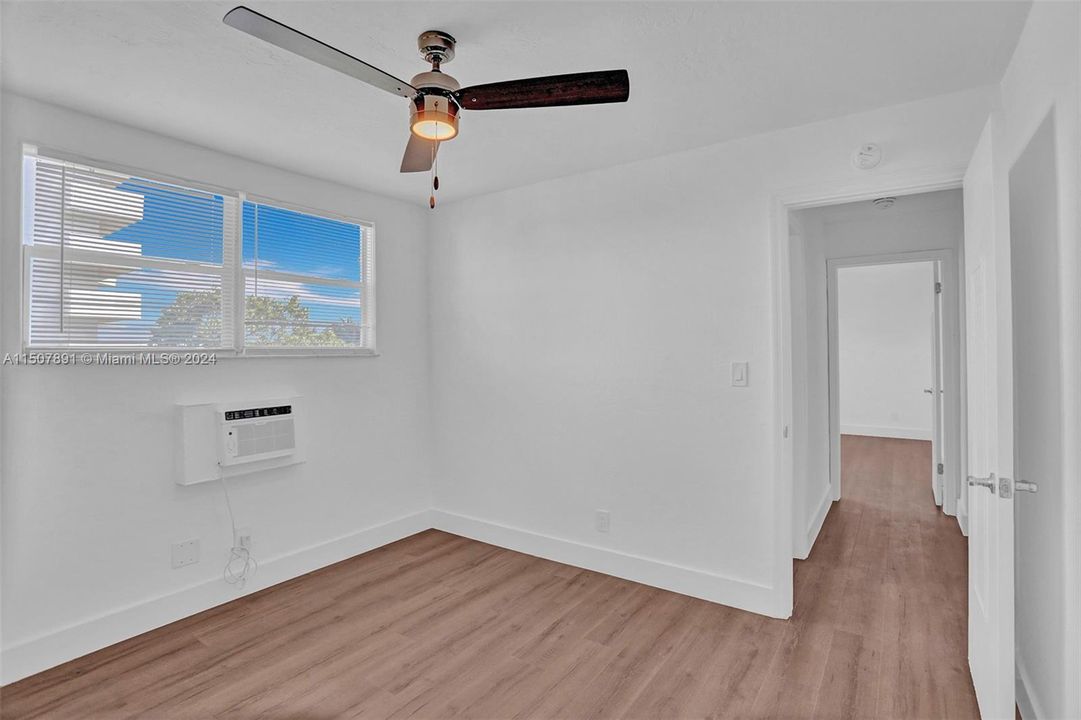 Recently Rented: $2,500 (2 beds, 1 baths, 760 Square Feet)