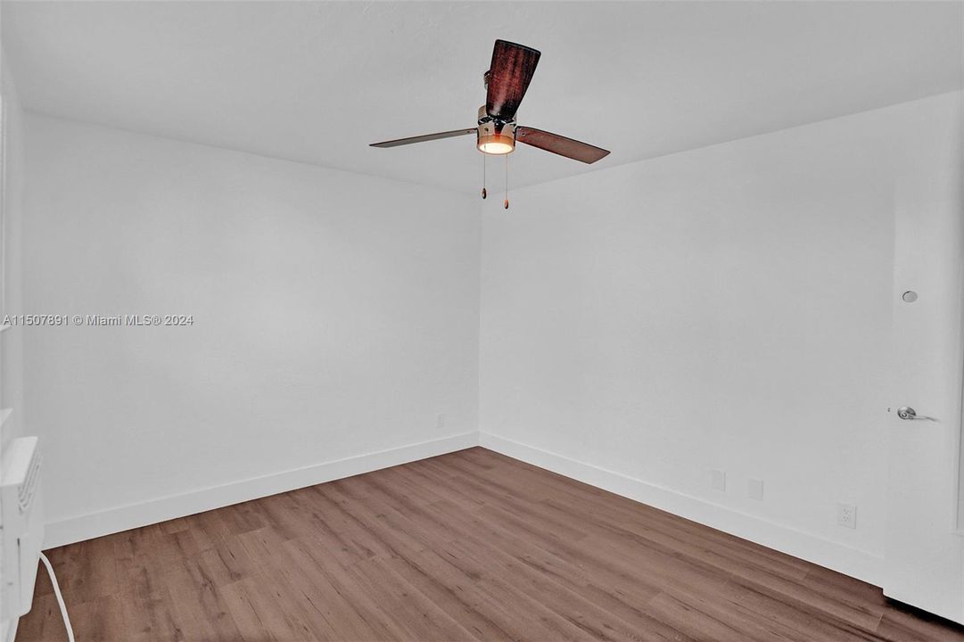 Recently Rented: $2,500 (2 beds, 1 baths, 760 Square Feet)