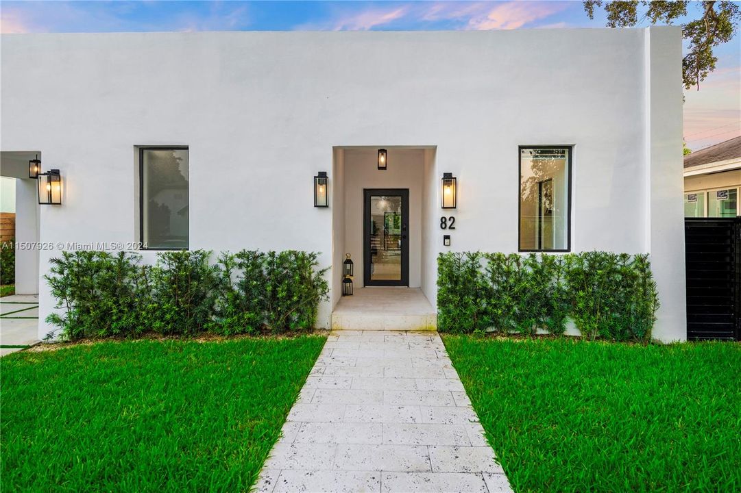 For Sale: $1,549,000 (5 beds, 3 baths, 1857 Square Feet)