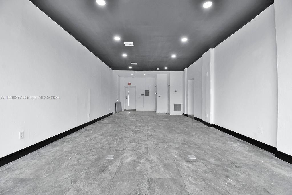 Recientemente alquilado: $2,250 (0 camas, 0 baños, 0 Pies cuadrados)