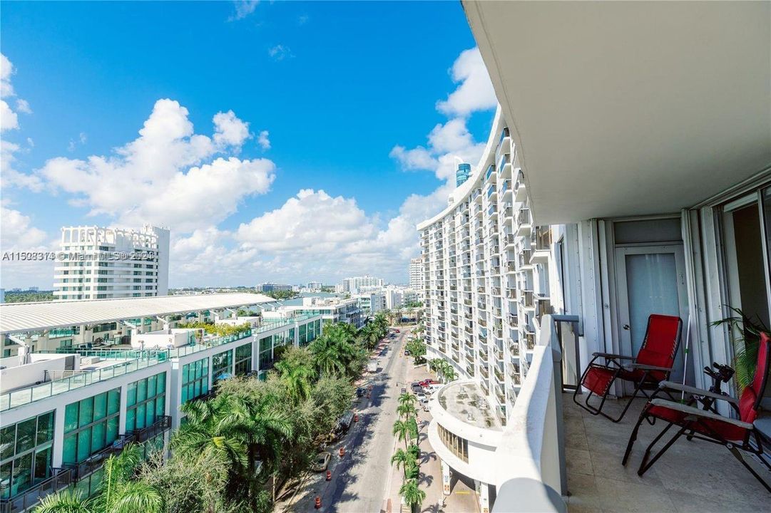 Recently Sold: $418,000 (1 beds, 2 baths, 1280 Square Feet)