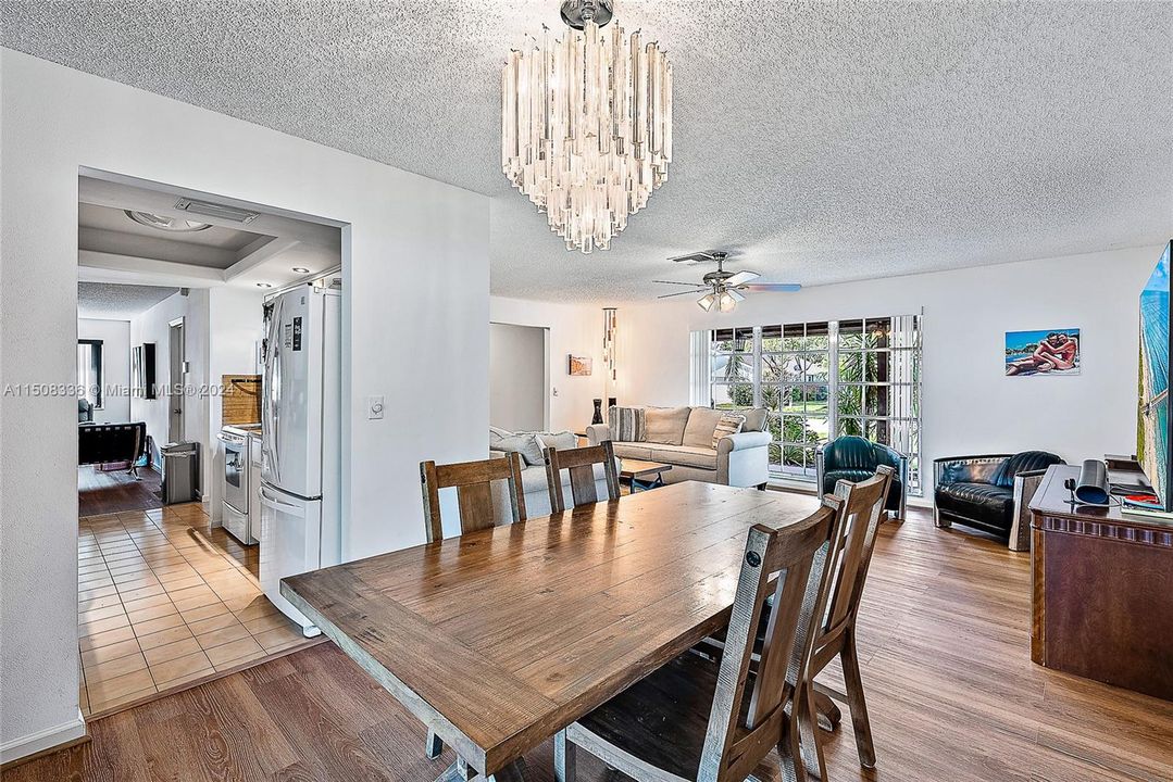 Recently Sold: $1,550,000 (3 beds, 2 baths, 1707 Square Feet)