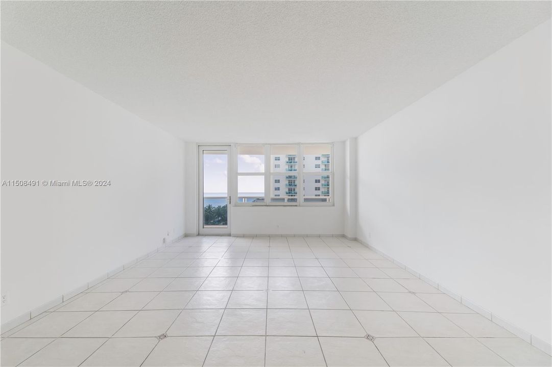 Recently Sold: $585,000 (2 beds, 2 baths, 1248 Square Feet)