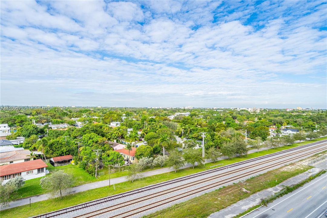 Recently Rented: $2,750 (1 beds, 1 baths, 616 Square Feet)