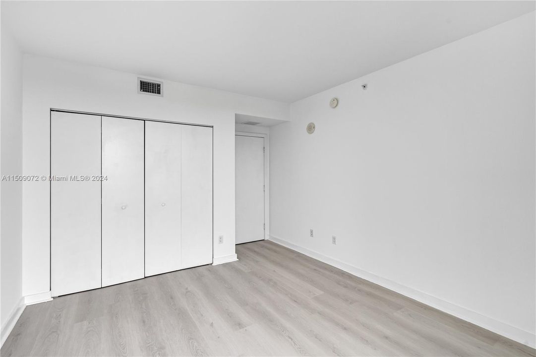 Recently Rented: $2,750 (1 beds, 1 baths, 616 Square Feet)