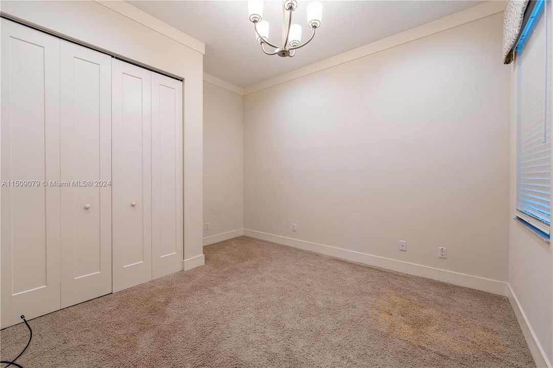 最近租的: $5,700 (4 贝兹, 3 浴室, 2824 平方英尺)