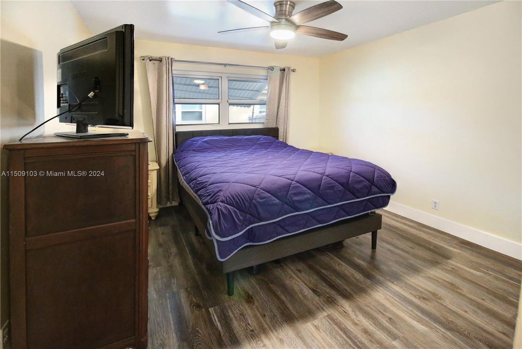 Recently Sold: $589,000 (0 beds, 0 baths, 1995 Square Feet)