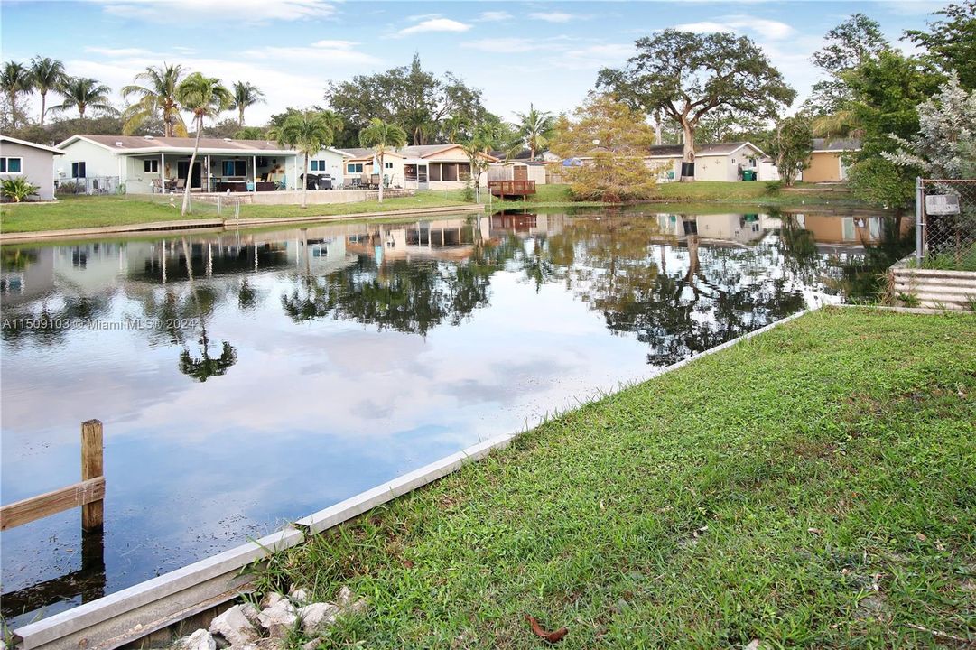 Recently Sold: $589,000 (0 beds, 0 baths, 1995 Square Feet)