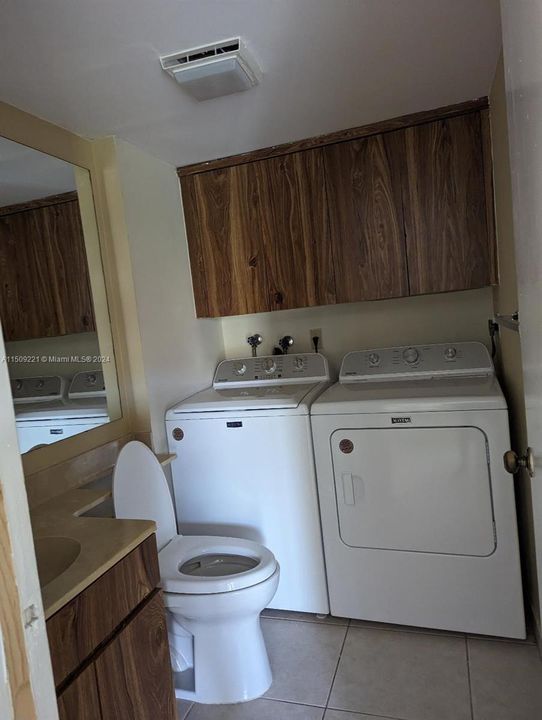 New Washer/Dryer & Toilet