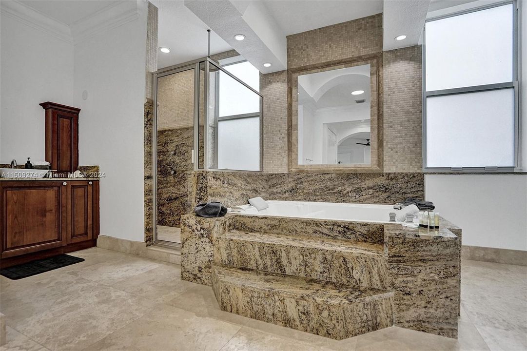 Недавно арендовано: $22,995 (9 спален, 7 ванн, 8368 Квадратных фут)