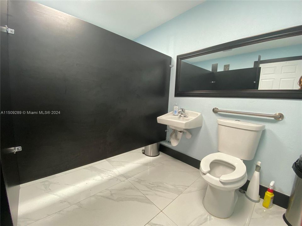 待售: $5,495,000 (0 贝兹, 0 浴室, 0 平方英尺)