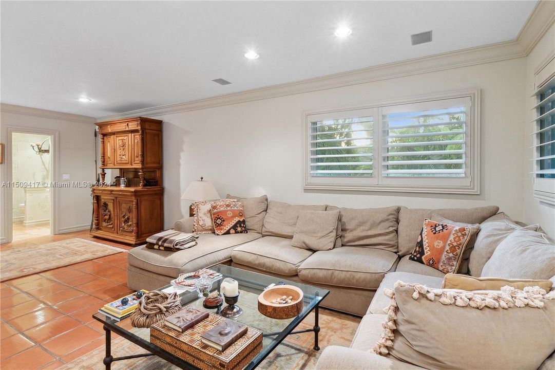 Recently Sold: $1,850,000 (4 beds, 3 baths, 2888 Square Feet)