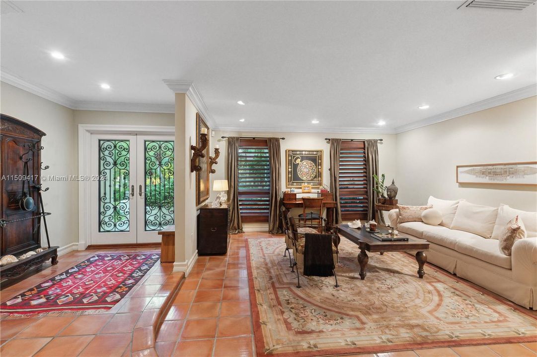 Recently Sold: $1,850,000 (4 beds, 3 baths, 2888 Square Feet)