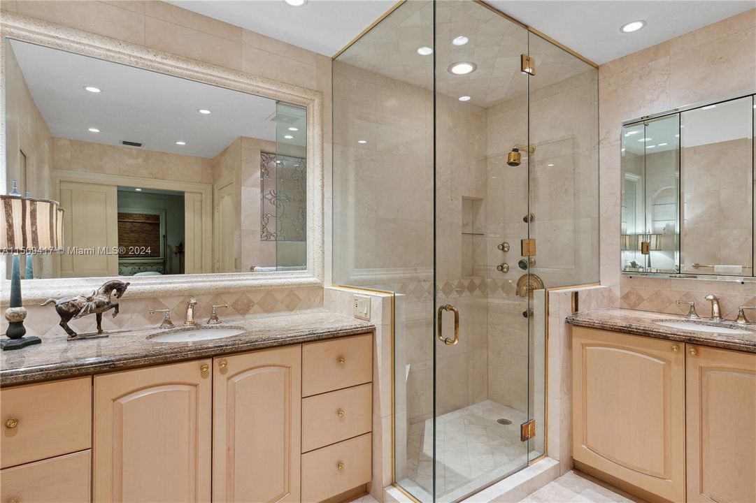 Recently Sold: $1,850,000 (4 beds, 3 baths, 2888 Square Feet)