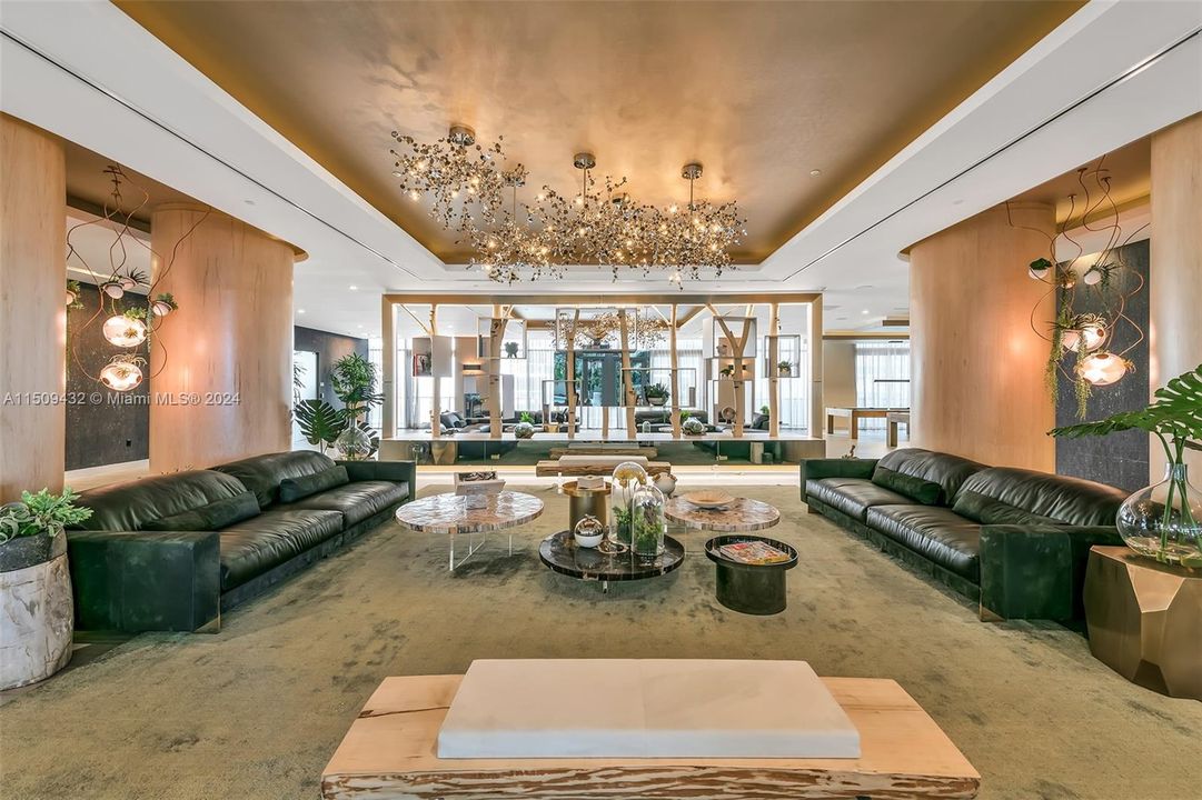 Недавно продано: $589,900 (1 спален, 1 ванн, 759 Квадратных фут)