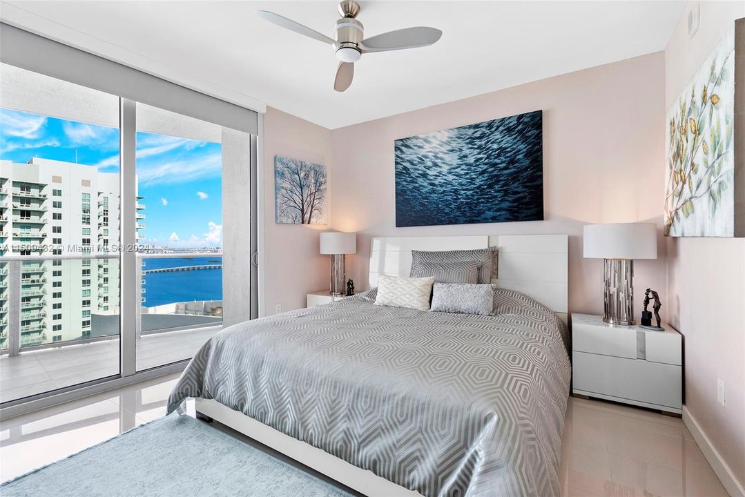 Недавно продано: $589,900 (1 спален, 1 ванн, 759 Квадратных фут)