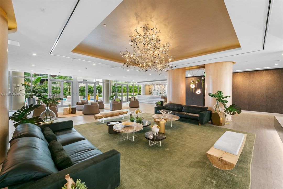 Недавно продано: $589,900 (1 спален, 1 ванн, 759 Квадратных фут)