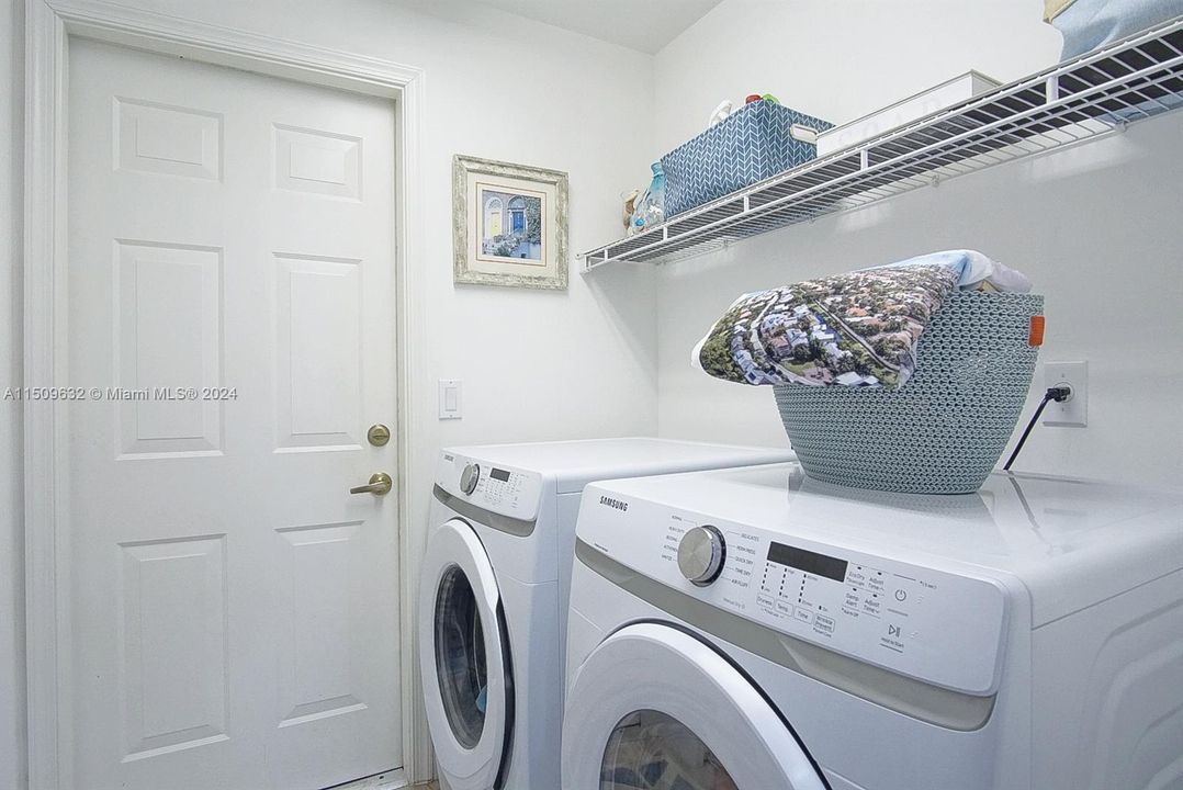 Недавно продано: $452,000 (2 спален, 2 ванн, 1253 Квадратных фут)