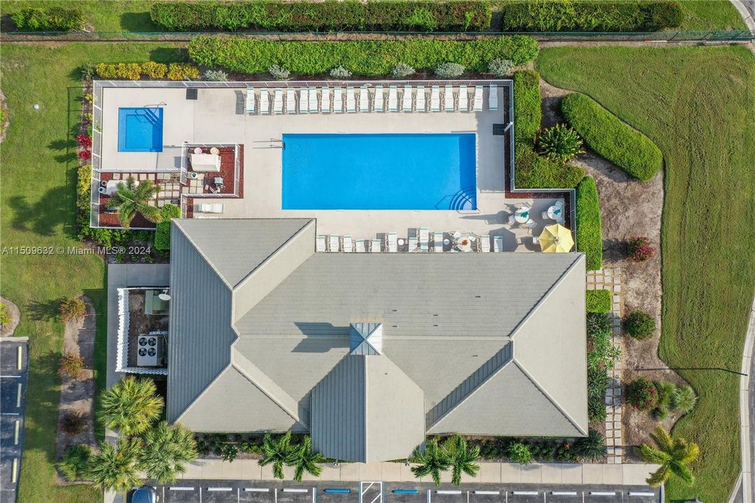 Недавно продано: $452,000 (2 спален, 2 ванн, 1253 Квадратных фут)