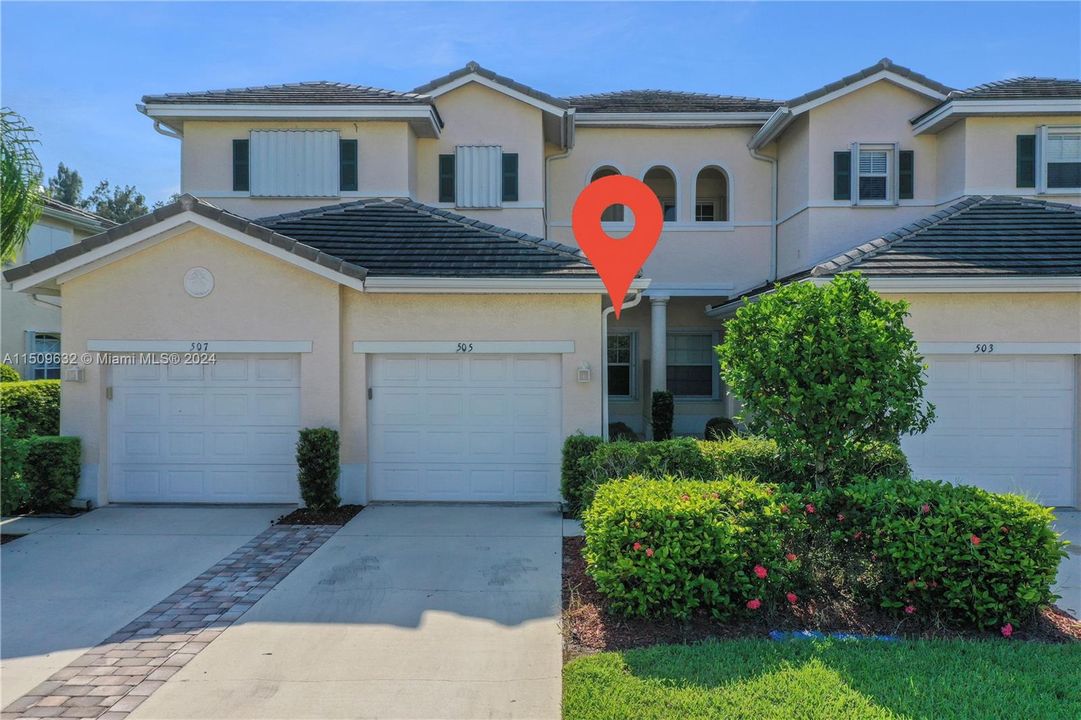 Недавно продано: $452,000 (2 спален, 2 ванн, 1253 Квадратных фут)