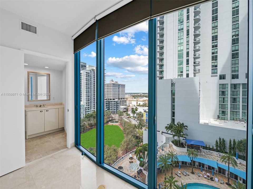 Recently Rented: $6,500 (2 beds, 2 baths, 1522 Square Feet)