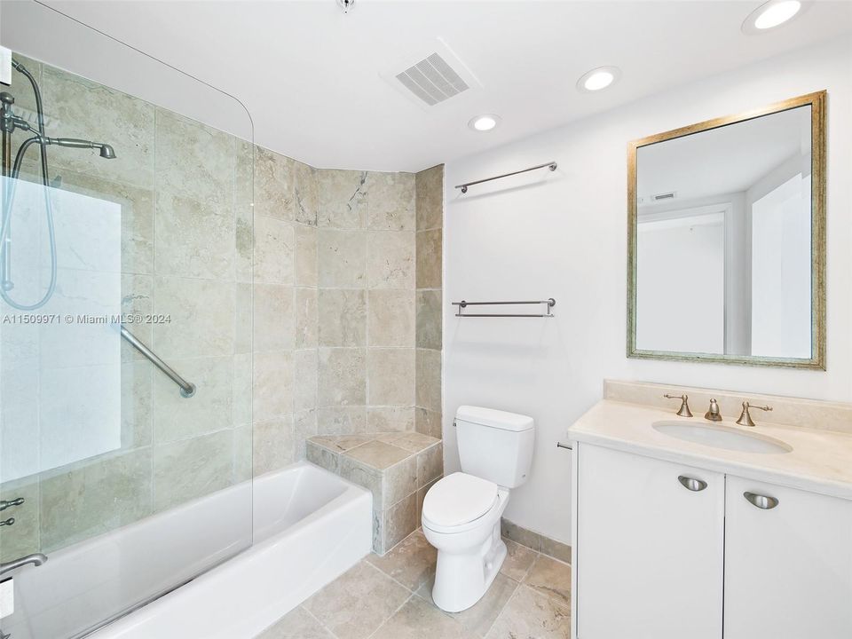 Recently Rented: $6,500 (2 beds, 2 baths, 1522 Square Feet)