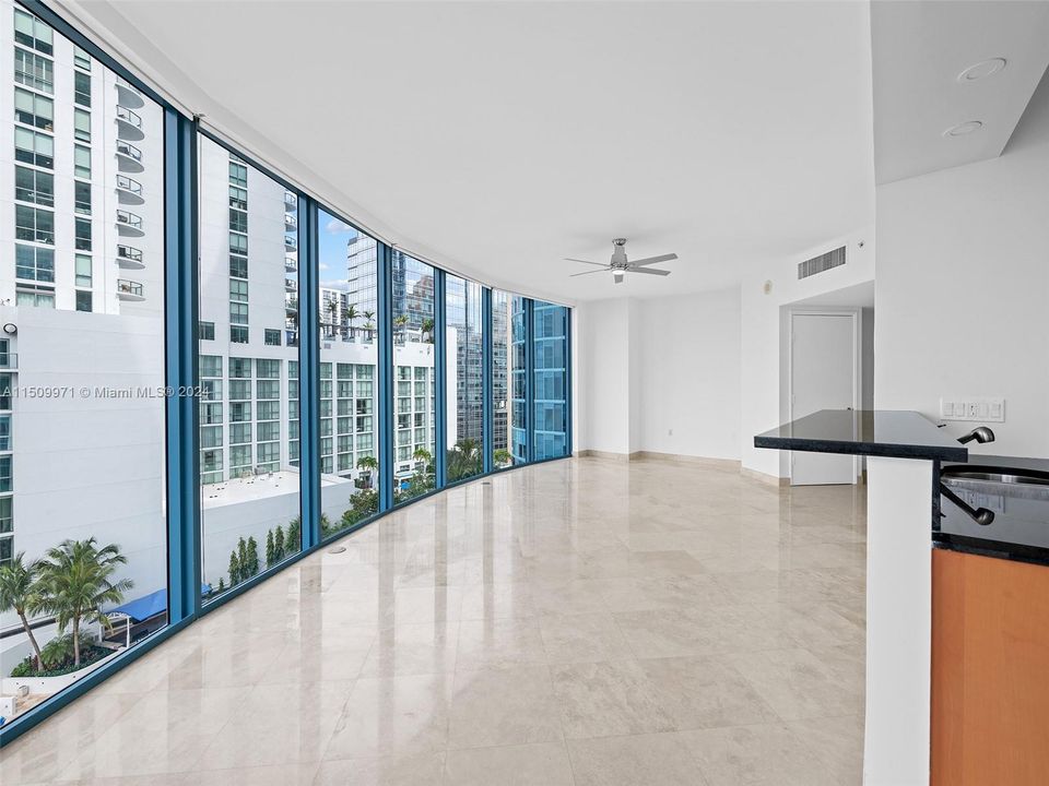 Recently Rented: $6,500 (2 beds, 2 baths, 1522 Square Feet)