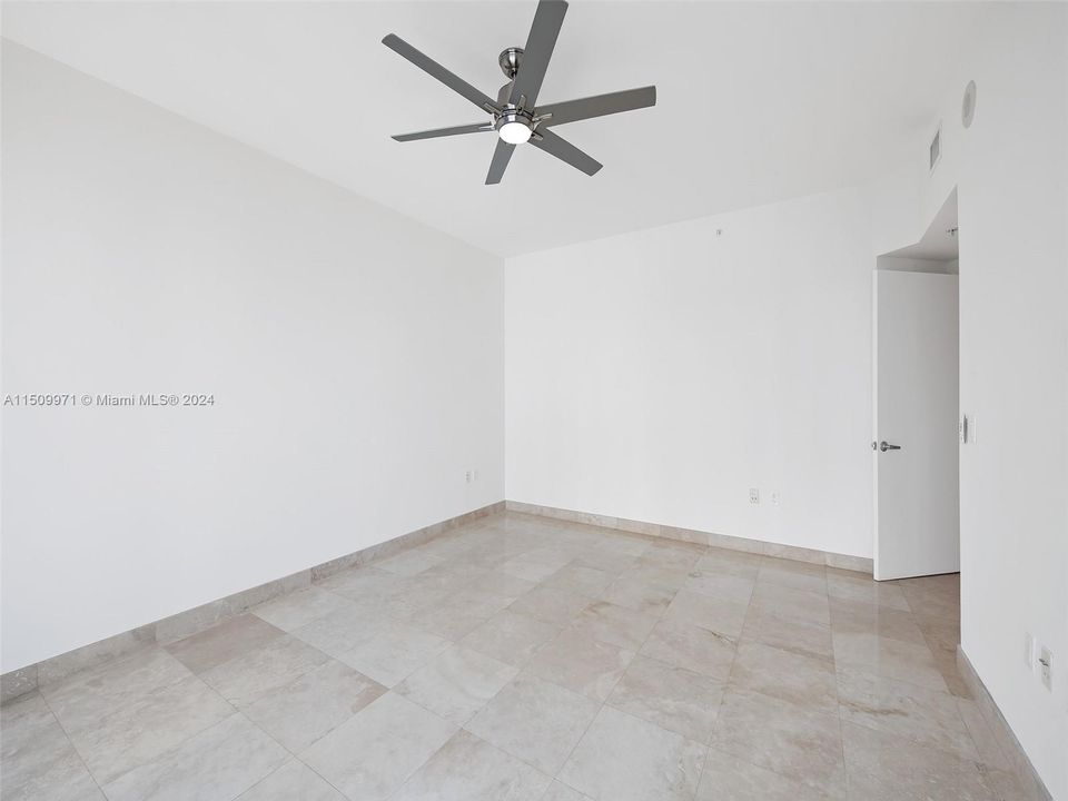 Recently Rented: $6,500 (2 beds, 2 baths, 1522 Square Feet)