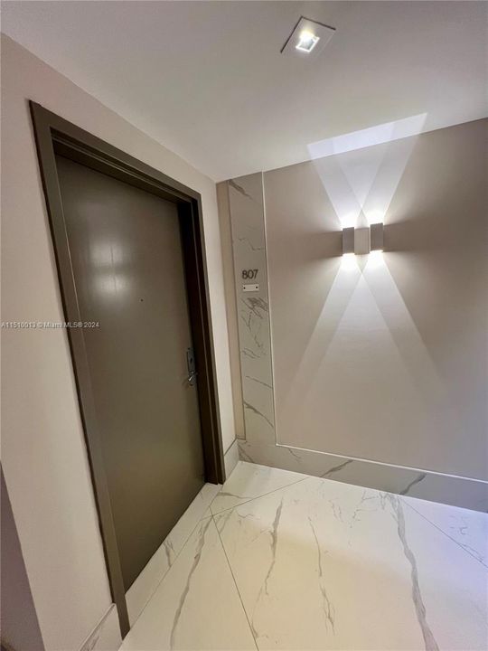 Recently Rented: $7,200 (2 beds, 2 baths, 1658 Square Feet)