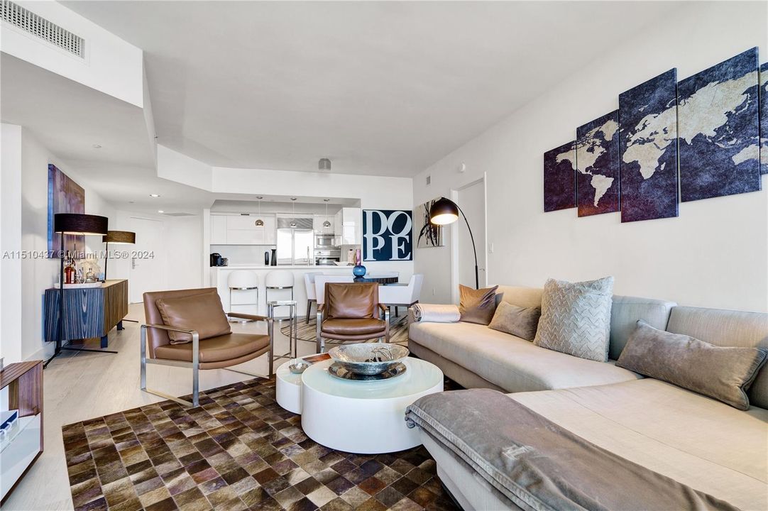 Recently Sold: $1,750,000 (2 beds, 2 baths, 1400 Square Feet)