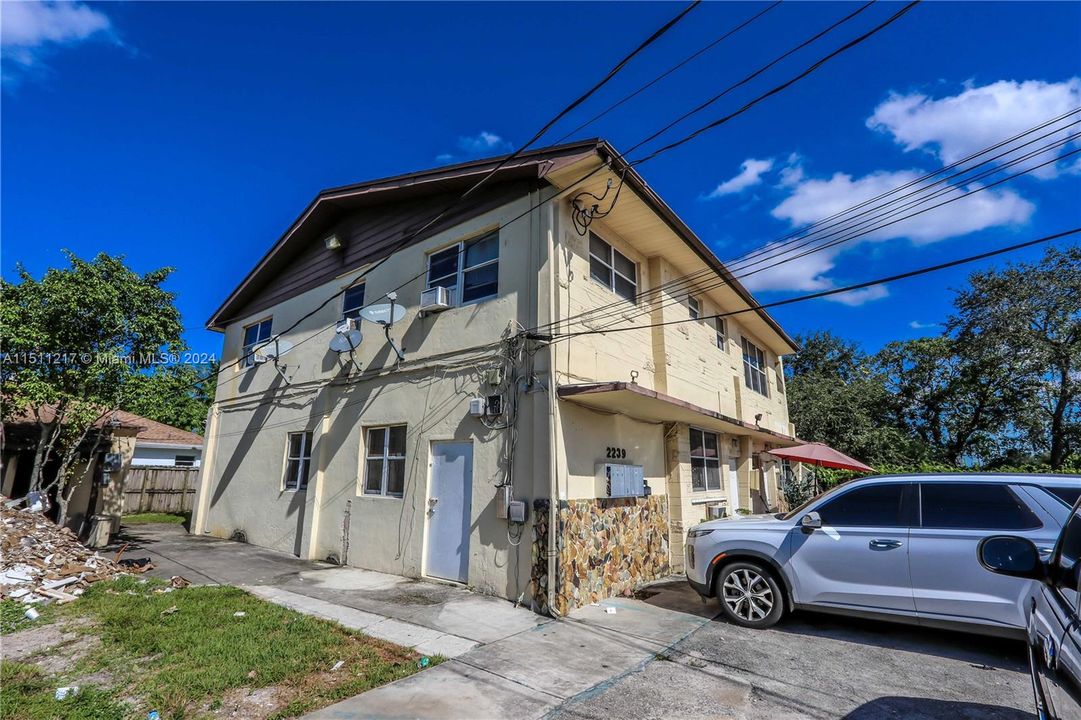 Active With Contract: $1,390,000 (0 beds, 0 baths, 0 Square Feet)