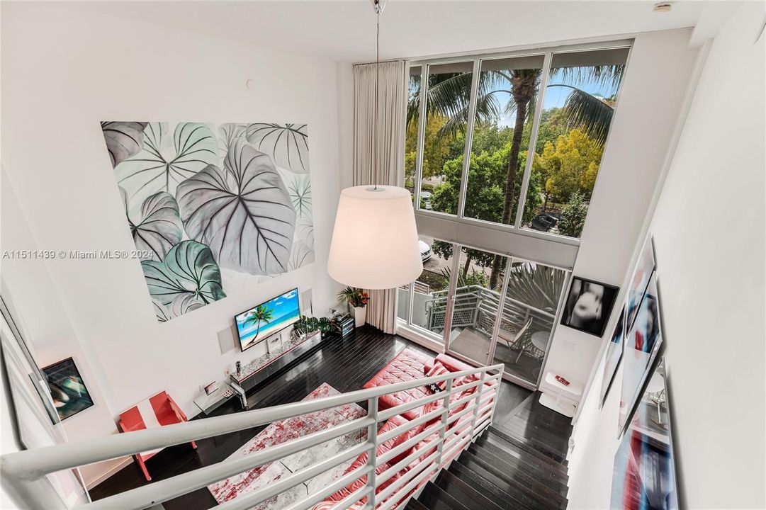 Recently Sold: $1,299,000 (2 beds, 2 baths, 1445 Square Feet)