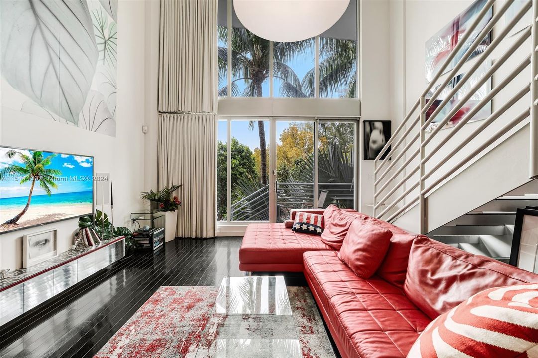 Recently Sold: $1,299,000 (2 beds, 2 baths, 1445 Square Feet)