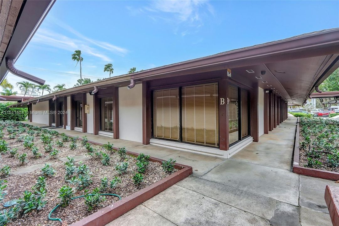 Active With Contract: $9,000 (0 beds, 0 baths, 0 Square Feet)