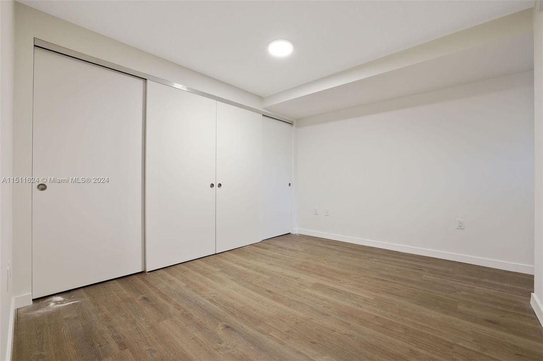 Recientemente alquilado: $4,664 (2 camas, 2 baños, 1257 Pies cuadrados)