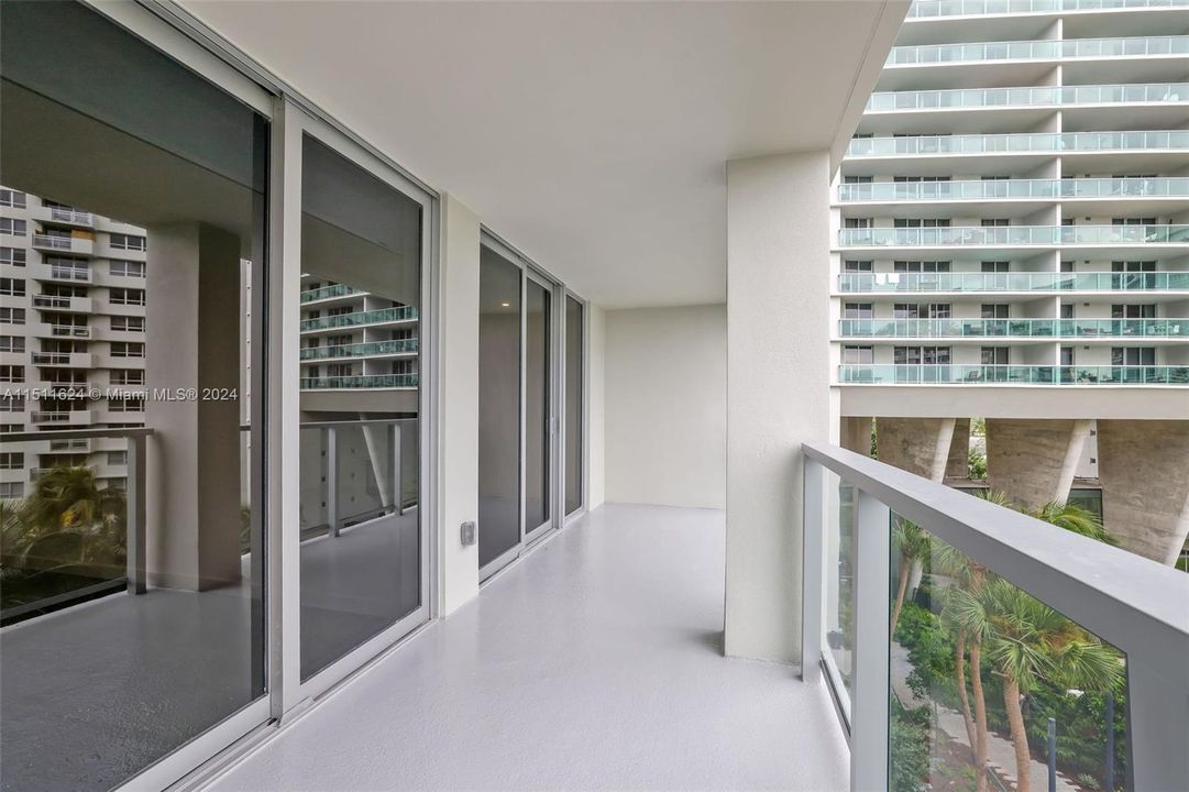 Recientemente alquilado: $4,664 (2 camas, 2 baños, 1257 Pies cuadrados)