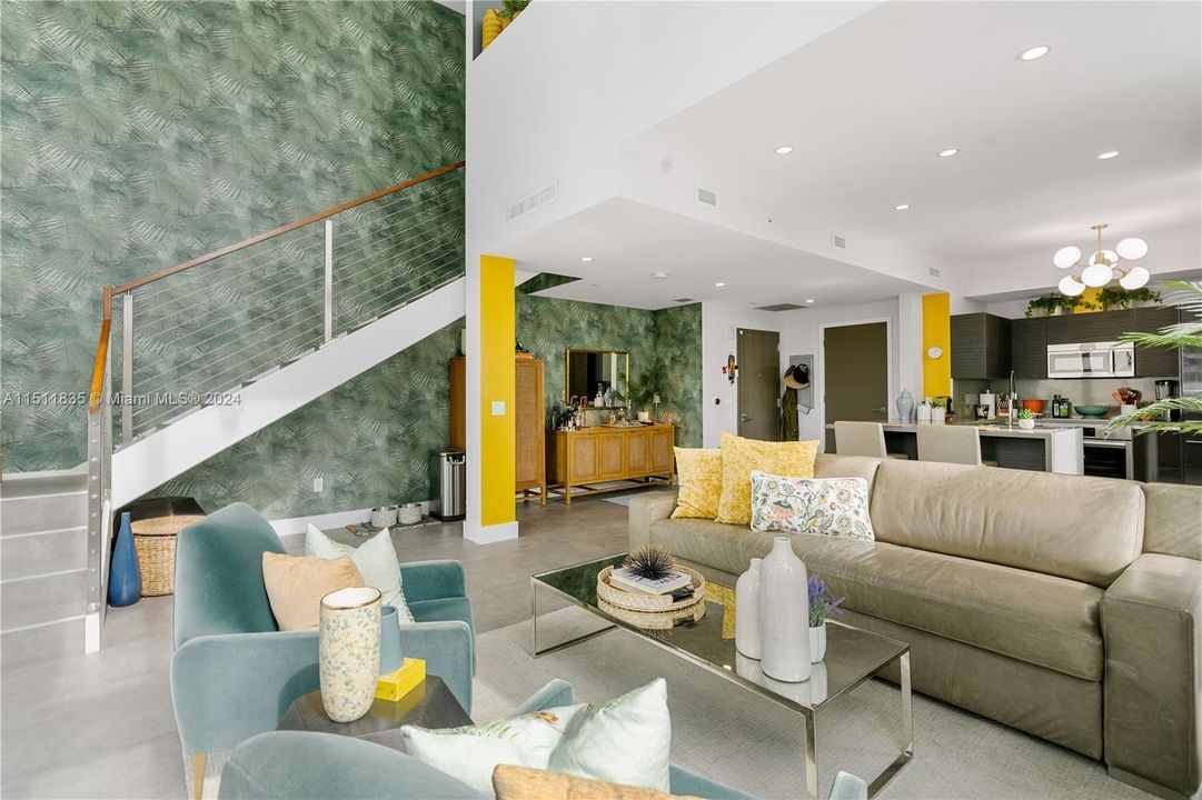 Recently Sold: $825,000 (1 beds, 1 baths, 1078 Square Feet)