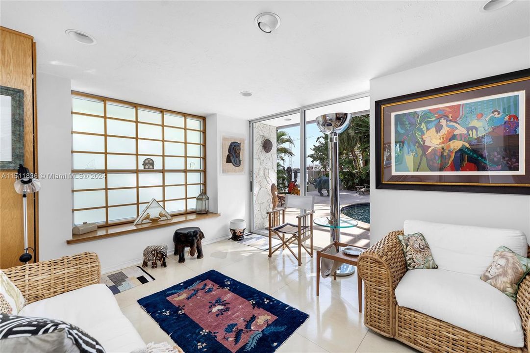 Active With Contract: $5,900,000 (4 beds, 4 baths, 2831 Square Feet)